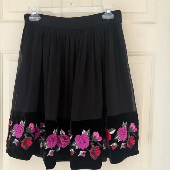 Kate Spade Madison Ave Collection Floral Embroidered Skirt Rare - Picture 1 of 4